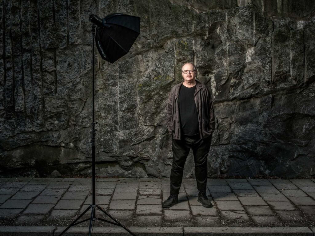 ”Kärlek har varit något man i alla tider har behövt hantera med varsamhet.”