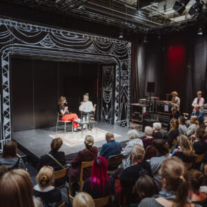 DRAMASCENEN PÅ BOKMÄSSAN 2025. FOTO: NATALIE GREPPI